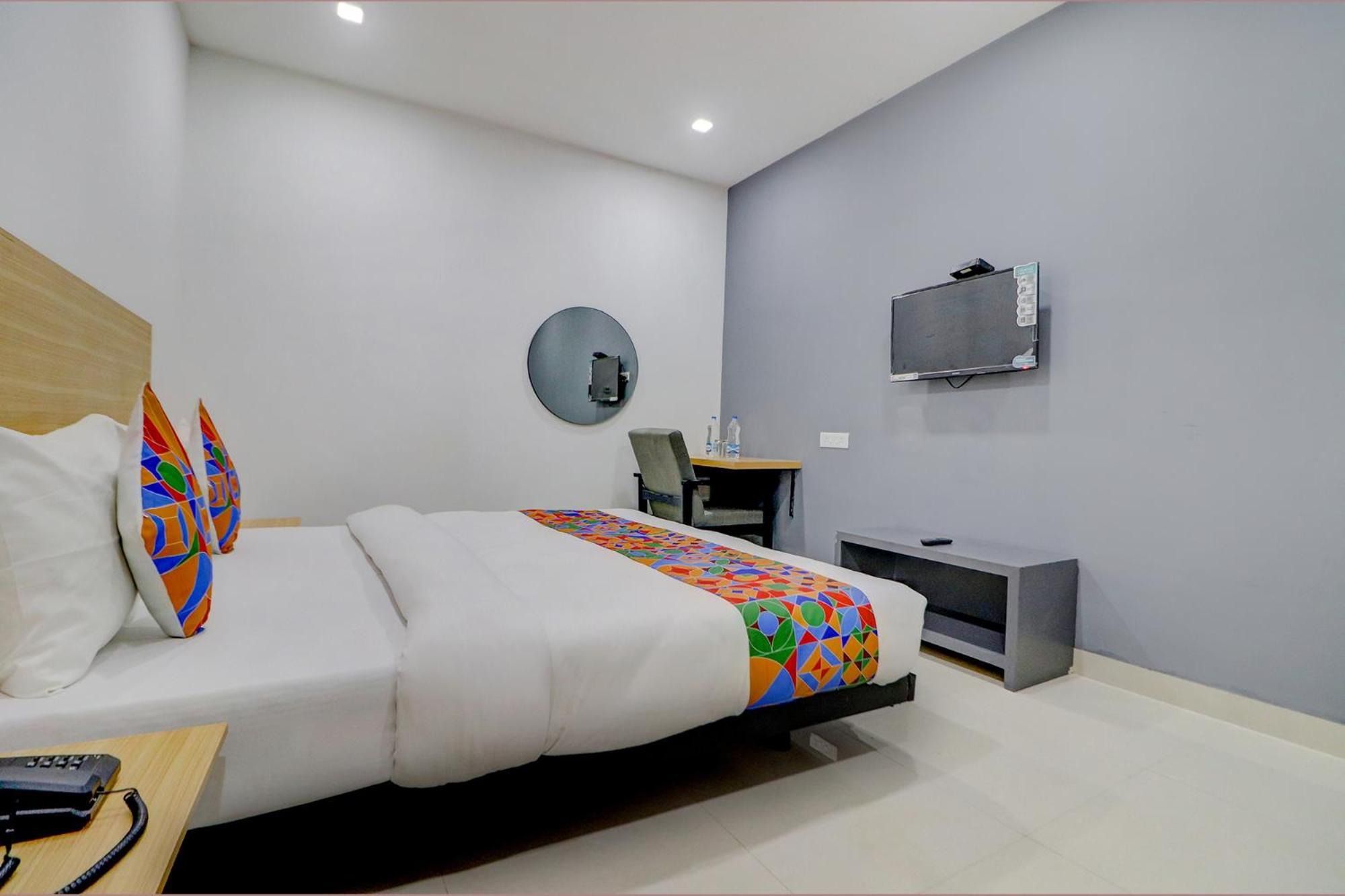 Fabhotel Premium Kashi Varanasi Exterior foto