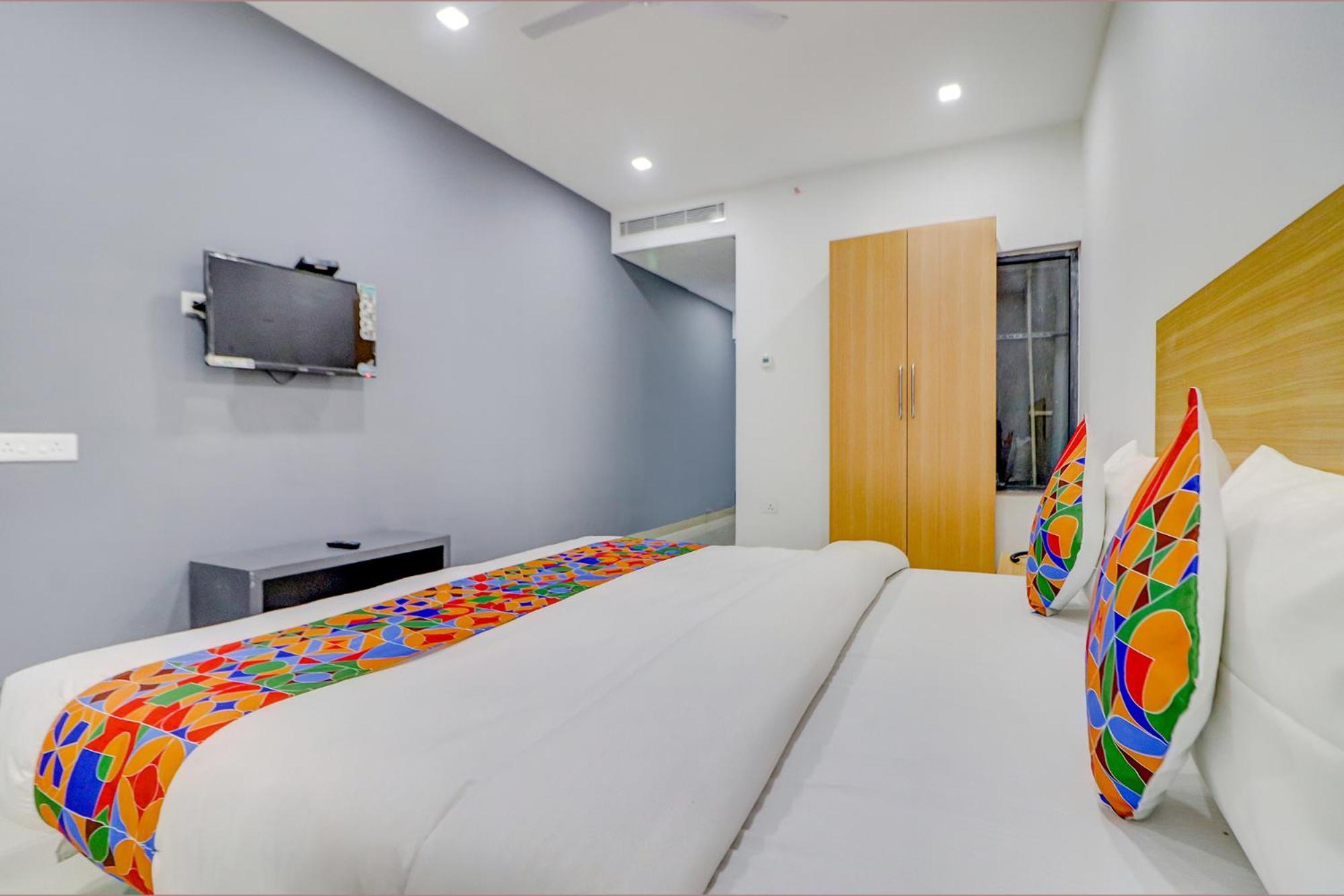 Fabhotel Premium Kashi Varanasi Exterior foto