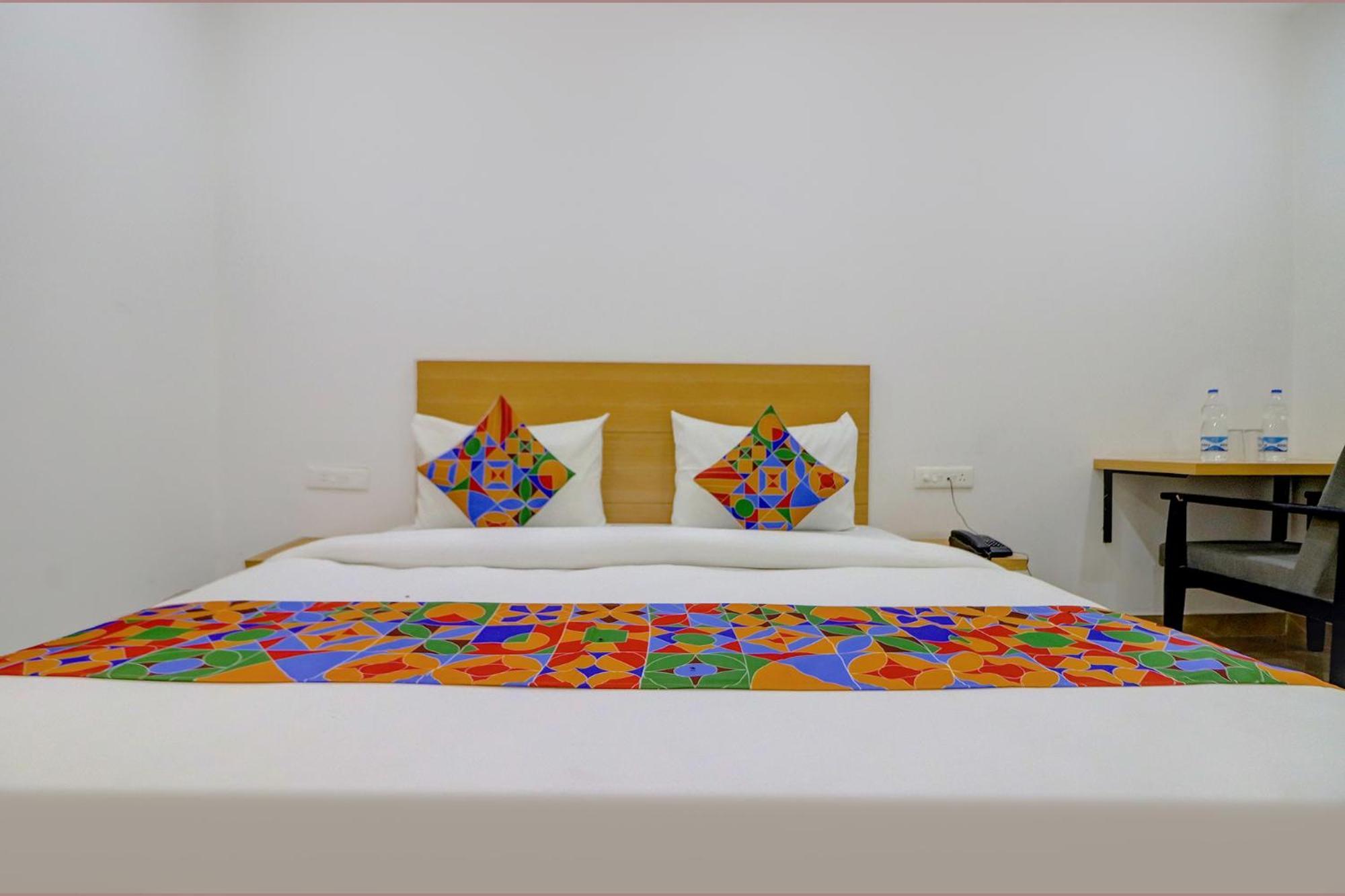 Fabhotel Premium Kashi Varanasi Exterior foto