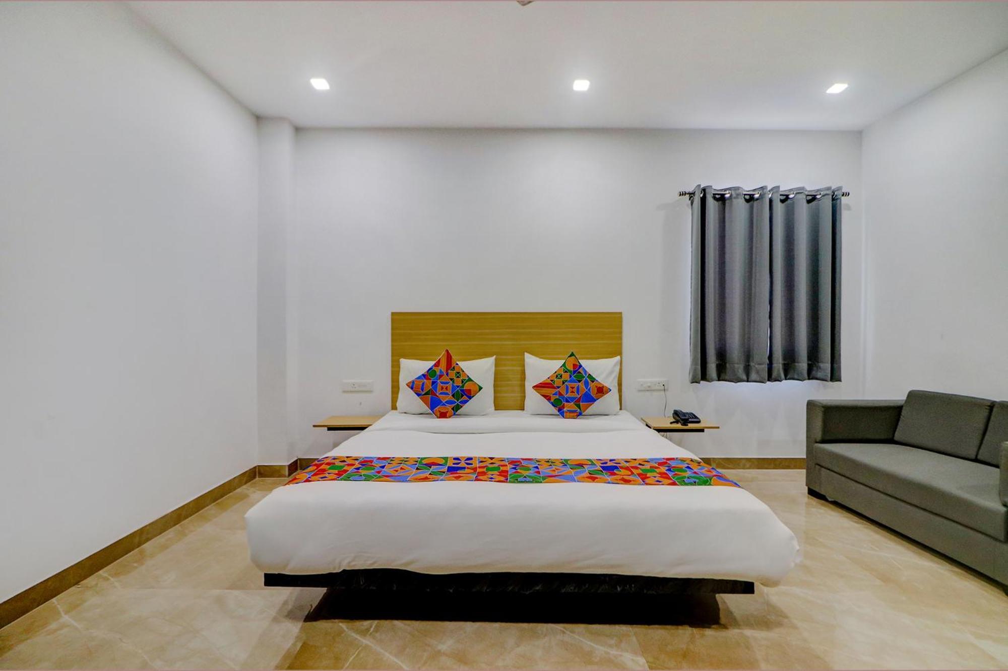 Fabhotel Premium Kashi Varanasi Exterior foto